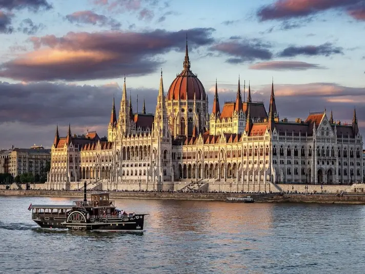 Discover Europe: Your Dream Tour Awaits